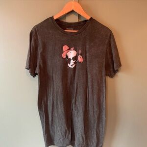 Peanuts hunter green Tee with Snoopy Graphic